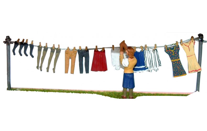 OF7 Washing Line, Clothes & Figure 1930/50's Unpainted Kit O Scale 1:43