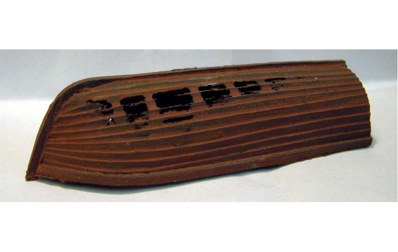 OM6 Rotten Rowing Boat (holes in hull) Unpainted Kit O Scale 1:43