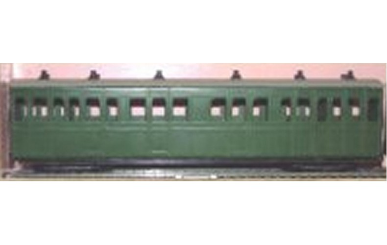 OP4 L.& B. 1st/3rd Composite coach OP4 Unpainted Kit OO Scale 1:43