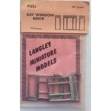P32c 2 Bay Windows - Brick Unpainted Kit OO Scale 1:76