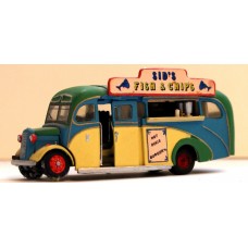 Q30 Fish & Chip Van - Commer coach Unpainted Kit OO Scale 1:76 