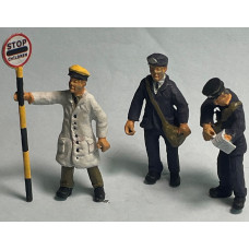 OF29 3 x Figs Lollipopman, Postman, Traffic Warden (O scale 1/43rd)
