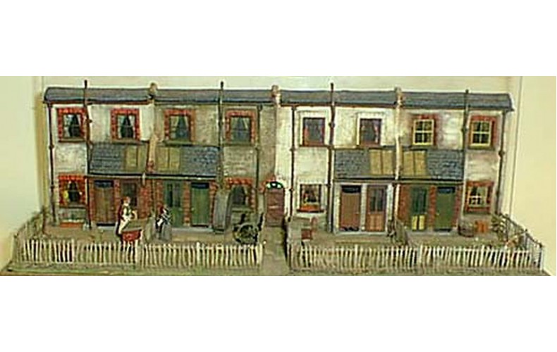 V6set Cottage backs - terrace of 4 Unpainted Kit OO Scale 1:76