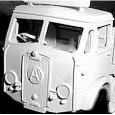 X13 Atkinson cab 1952 Unpainted Kit OO Scale 1:76