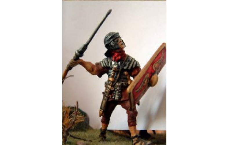 RS3 Roman Legionary throwing a pilum (54mm scale)