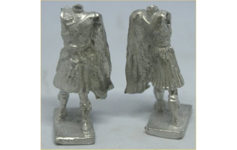xb54 Kilted Piper