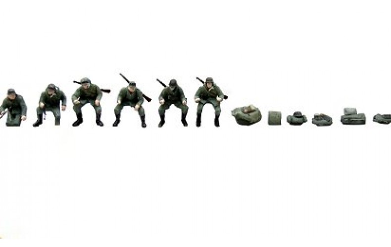 38747 Painted Motorcycle figures and accessories in Grey (OO/HO Scale 1/87th)